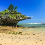 Pantai Indrayanti Jogja, Pantai Indah yang Tersembunyi di Balik Tebing Karang Eksotis